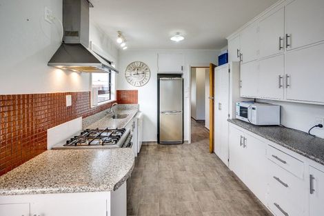 Photo of property in 15 Trinity Crescent, Pirimai, Napier, 4112