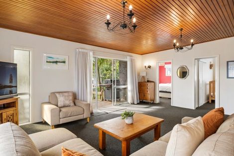 Photo of property in 218 Dickson Road, Papamoa Beach, Papamoa, 3118