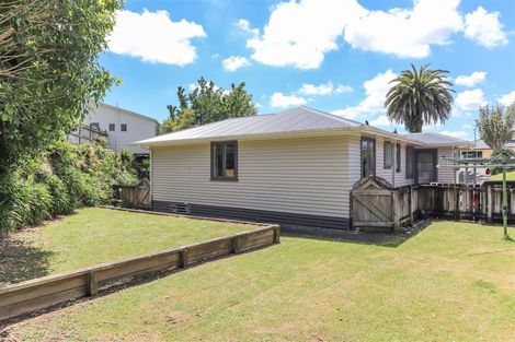 Photo of property in 4 Mahoe Street, Inglewood, 4330