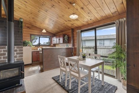 Photo of property in 27 Sole Avenue, Bell Block, New Plymouth, 4312