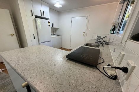 Photo of property in 11 Roberts Road, Glenfield, Auckland, 0629