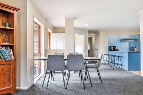 Photo of property in 6 Rays Way, Tuakau, 2121