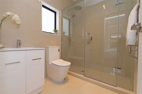 Photo of property in 209a Edmonton Road, Te Atatu South, Auckland, 0610