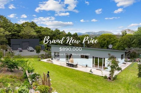 Photo of property in 37 Willow Lane, Maungaturoto, 0588