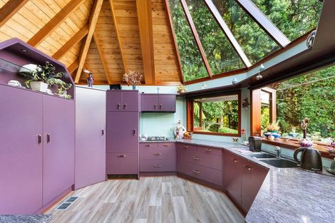 Photo of property in 27a Tane Road, Laingholm, Auckland, 0604