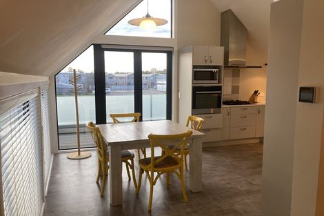 Photo of property in 9 Bartlett Street, Riccarton, Christchurch, 8011