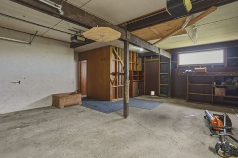 Photo of property in 122 Larnach Road, Vauxhall, Dunedin, 9013