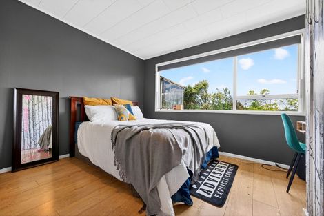 Photo of property in 69 Kia Ora Road, Beach Haven, Auckland, 0626