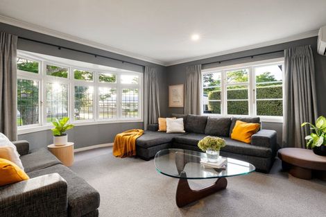 Photo of property in 34 Banbury Crescent, Fairfield, Hamilton, 3214