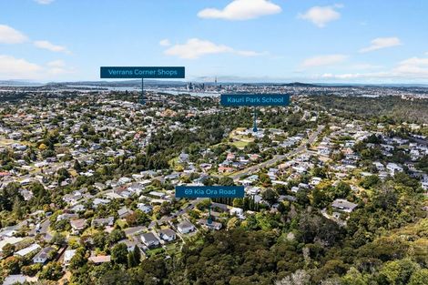 Photo of property in 69 Kia Ora Road, Beach Haven, Auckland, 0626