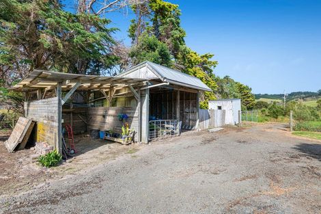 Photo of property in 2832 Kaipara Coast Highway, Glorit, Warkworth, 0984