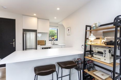 Photo of property in 1/130 Olliviers Road, Phillipstown, Christchurch, 8011