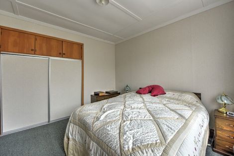 Photo of property in 162 Seaward Road, Edendale, 9825