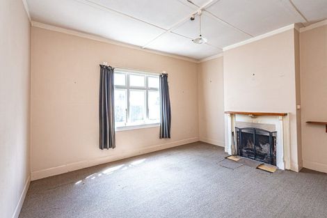 Photo of property in 4 Pharazyn Street, Gonville, Whanganui, 4500