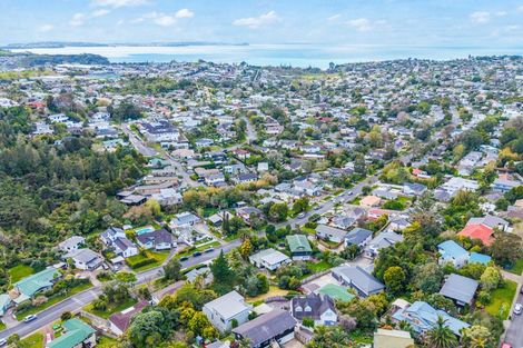 Photo of property in 32 Awaruku Road, Torbay, Auckland, 0630