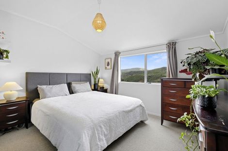 Photo of property in 18a Kingsley Street, Stokes Valley, Lower Hutt, 5019