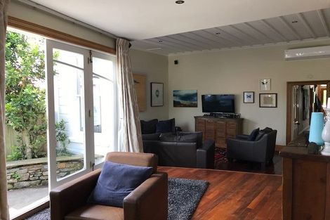 Photo of property in 43c Austin Street, Mount Victoria, Wellington, 6011