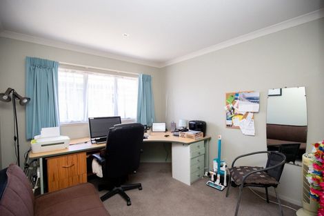 Photo of property in 27 Benner Drive, Ngatea, 3503