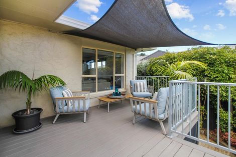 Photo of property in 27 Stella Drive, Clarks Beach, 2122