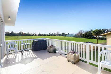 Photo of property in 80h Tirimoana Road, Te Atatu South, Auckland, 0602