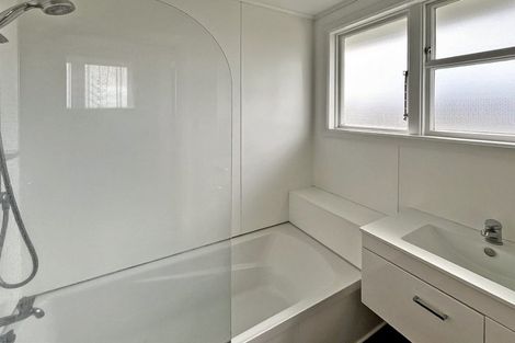 Photo of property in 6-8 Devon Crescent, Bulls, 4818