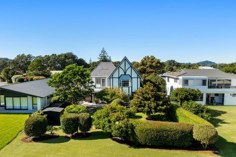 Photo of property in 140 Moana Anu Anu Avenue, Whangamata, 3620