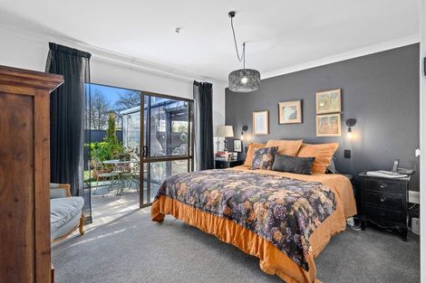 Photo of property in 163a Victoria Street, Cambridge, 3434