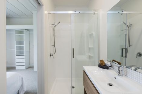 Photo of property in 31 Frederick Street, Terrace End, Palmerston North, 4410