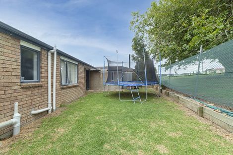 Photo of property in 52d Arimu Road, Papakura, 2110