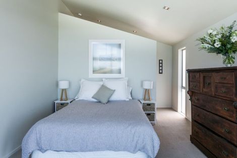 Photo of property in 41 Le Quesne Road, Bay View, Napier, 4104