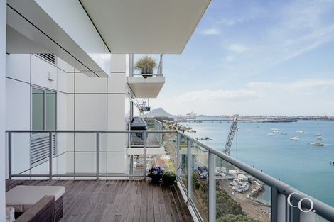 Photo of property in 14/72e Devonport Road, Tauranga, 3110