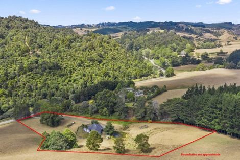 Photo of property in 712 Tahekeroa Road, Tahekeroa, Kaukapakapa, 0873