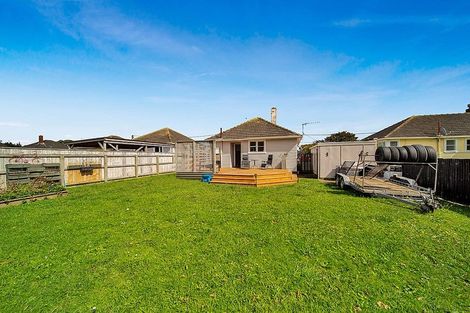 Photo of property in 10 Laurent Vc Street, Hawera, 4610