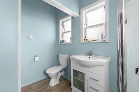 Photo of property in 17 Robert Street, Marton, 4710