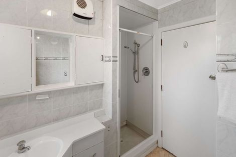 Photo of property in 6 Abraham Crescent, Milson, Palmerston North, 4414