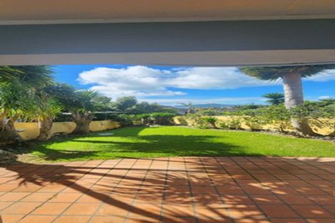 Photo of property in 1/83 East Coast Road, Castor Bay, Auckland, 0620