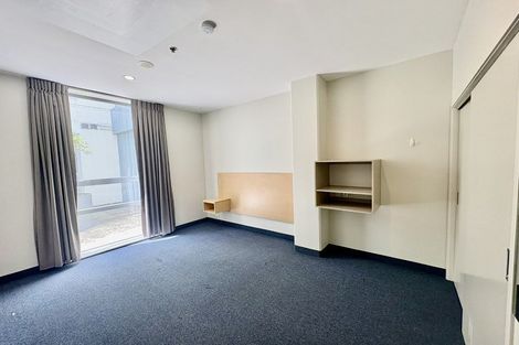 Photo of property in Hanson House, 2/27 Hanson Street, Mount Cook, Wellington, 6021