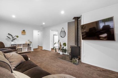 Photo of property in 4 Fitzroy Place, Bishopdale, Christchurch, 8053