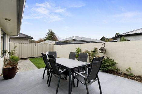 Photo of property in 5 Vernon Grove, Brown Owl, Upper Hutt, 5018