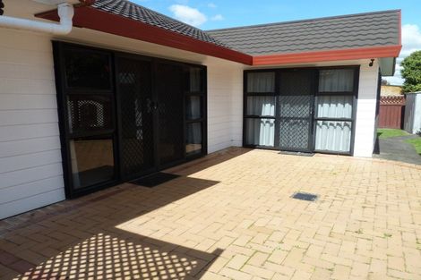 Photo of property in 12 Willowbank Crescent, Feilding, 4702