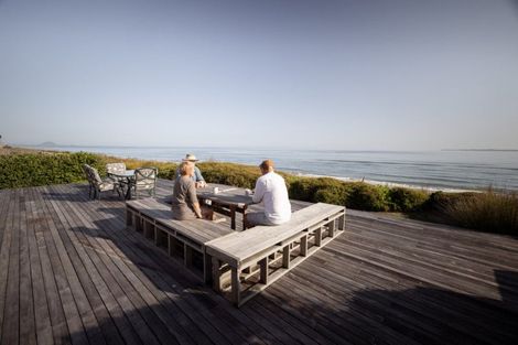 Photo of property in 31 Karewa Parade, Papamoa Beach, Papamoa, 3118