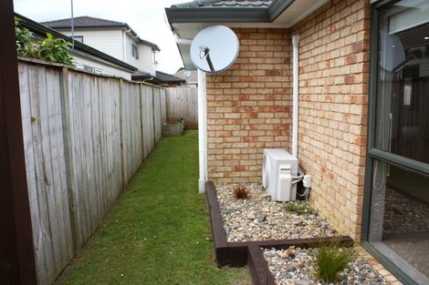 Photo of property in 2c Edmund Hillary Avenue, Papakura, 2110