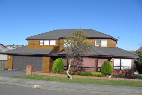 Photo of property in 2 Longmont Terrace, Churton Park, Wellington, 6037