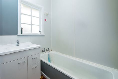 Photo of property in 9 Farrier Grove, Featherston, 5710