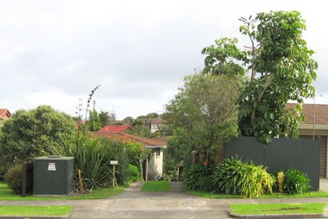 Photo of property in 65 Botany Road, Botany Downs, Auckland, 2010