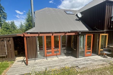 Photo of property in 10 Oregon Heights, Hanmer Springs, 7334