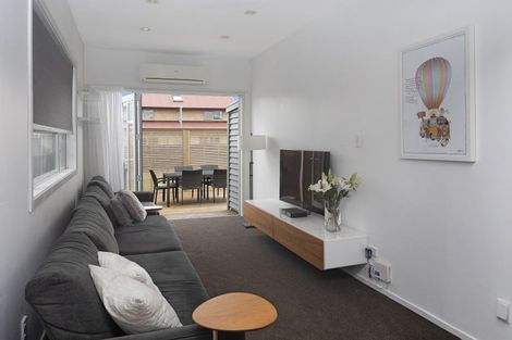 Photo of property in 33 Frank Street, Papanui, Christchurch, 8053