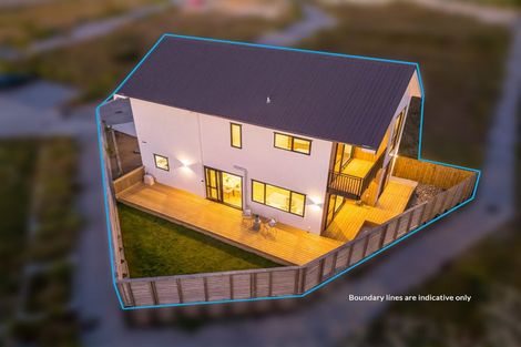 Photo of property in 26 Curtiss Circle, Hobsonville, 0618
