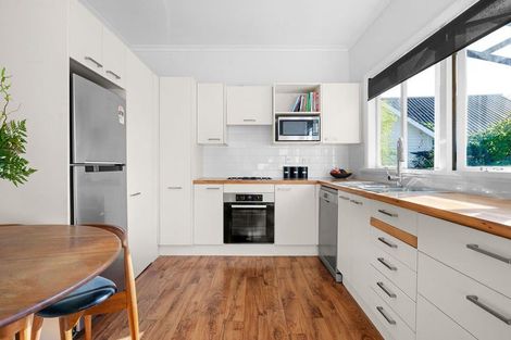 Photo of property in 16a Brooklyn Road, Claudelands, Hamilton, 3214