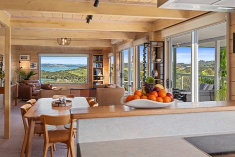 Photo of property in 16 Lichen Grove, Russell, 0272